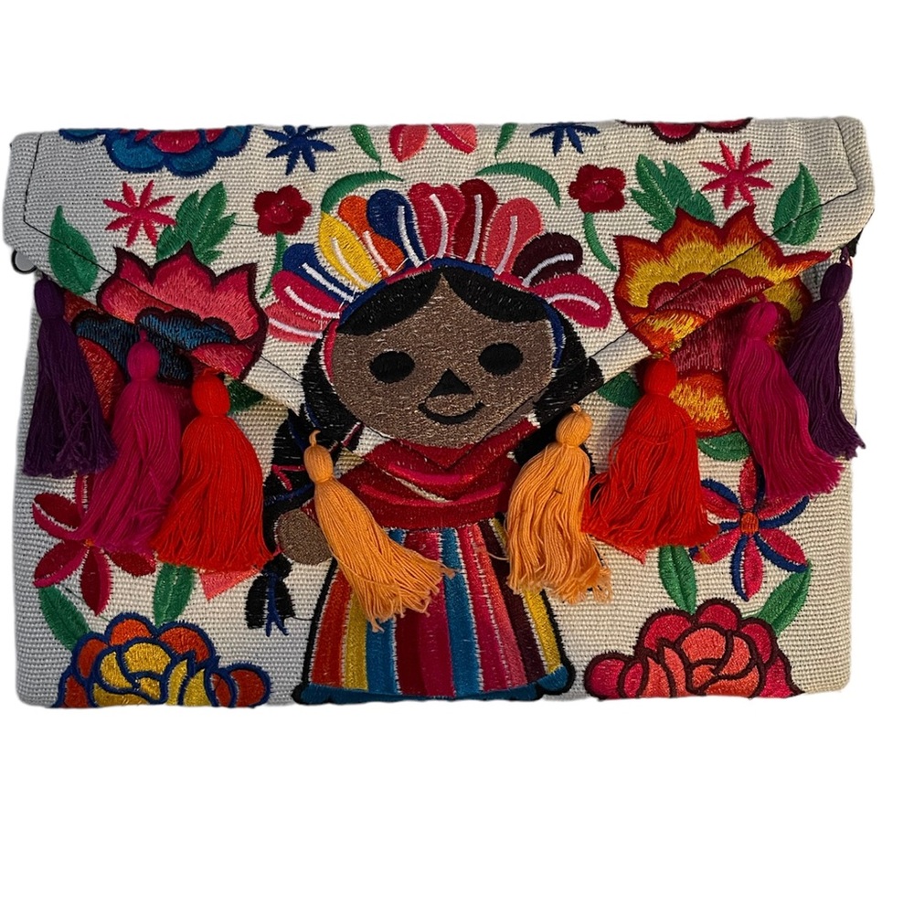 Embroidered Clutch, Off white Clutch, Mexican Clutch, Cotton Clutch, Embroidered